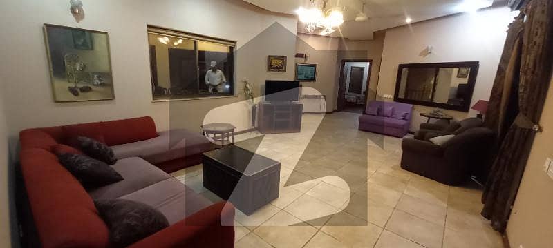ڈی ایچ اے فیز 3 ڈیفنس (ڈی ایچ اے) لاہور میں 3 کمروں کا 1 کنال بالائی پورشن 1.35 لاکھ میں کرایہ پر دستیاب ہے۔