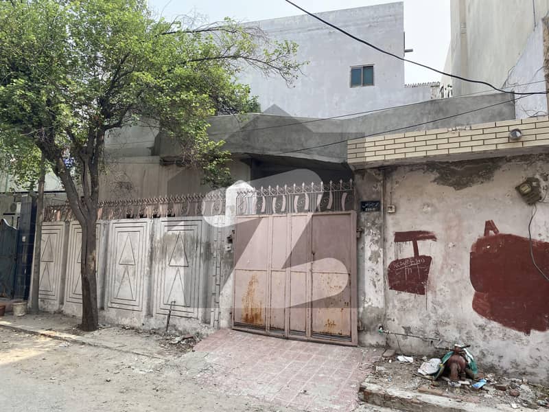 Commercial House For Sale Gulistan Colony No 2, Faisalabad ID40905249