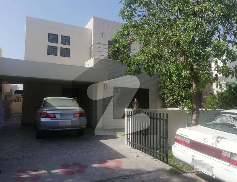 8 Marla Ashion Safari House For Sale Good Condition Sector B Bahria Town Lahore