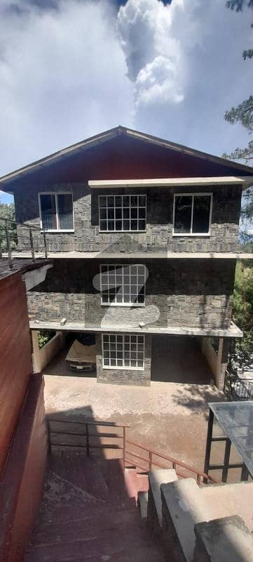Flat In Central Gharial Camp For Sale