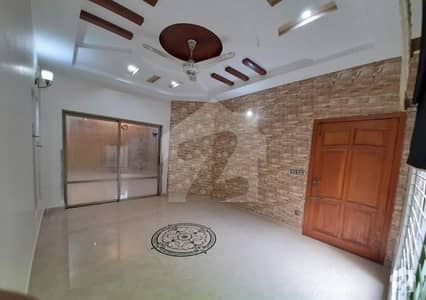 1 Kanal Lavish An Beautiful Upper Portion Available For Rent