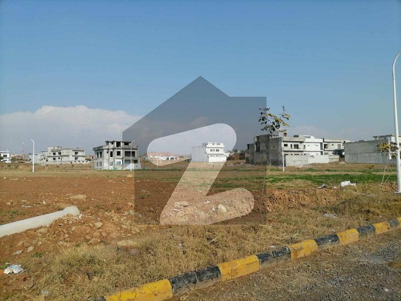 Gulberg Greens Islamabad Block C 4 kanal farm house plot Gulberg Greens Block C, Gulberg