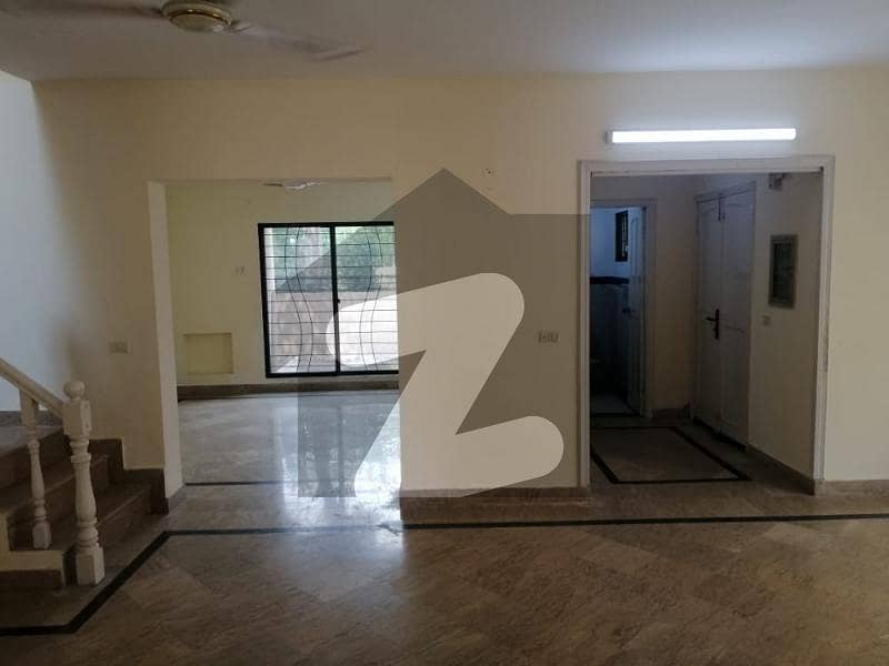 10 Marla House Available For Sale In Valencia Town Very Reasonable Price