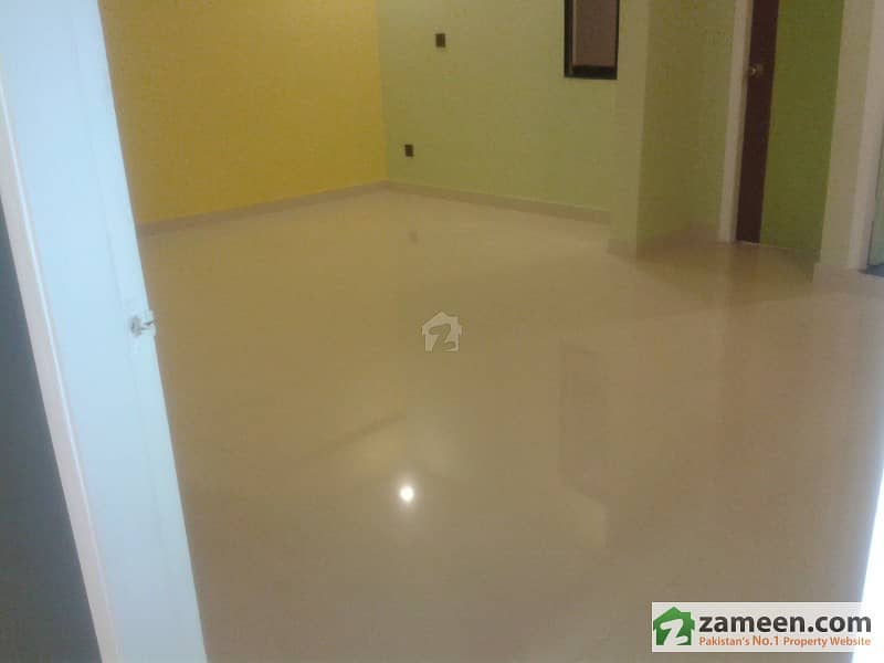 1st Floor Flat For Sale In DHA