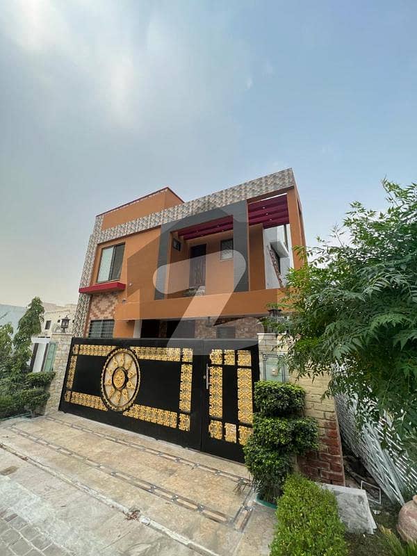 10 Marla Lower Portion For Rent Gas Available In Central Block Near To Mosque