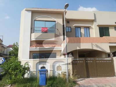 1649 Square Feet Room In Central Bahria Town Phase 8 - Usman Block For Sale