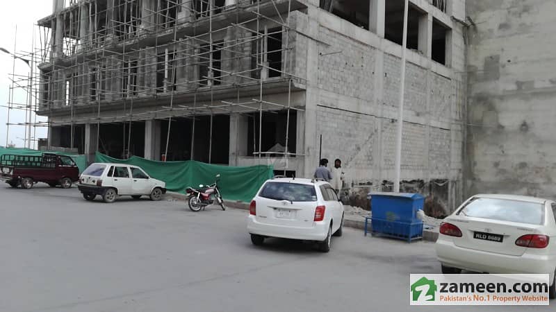 Shop In Idol Location Of Expressway In Front Of Pwd Islamabad Available For Sale