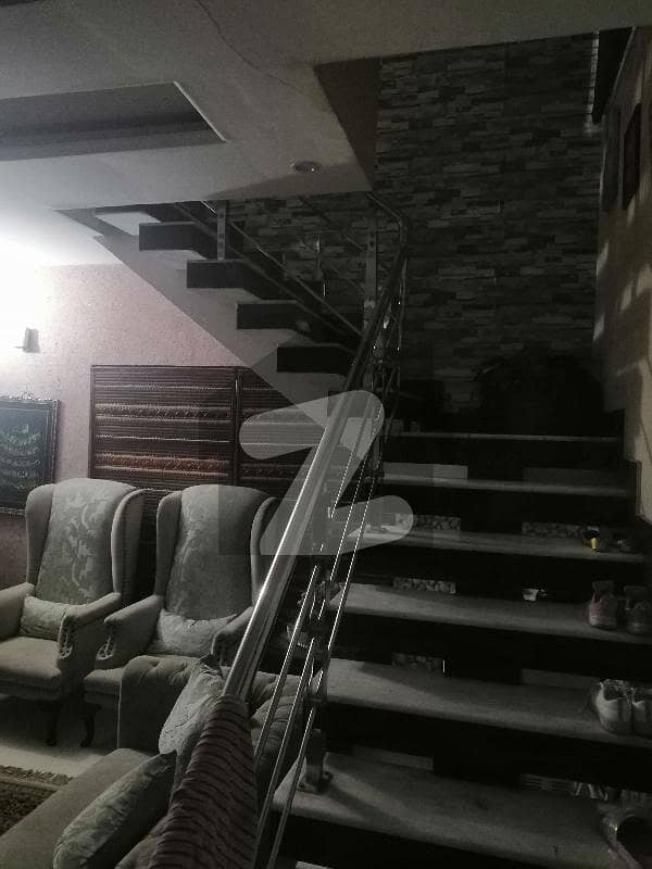 ٹرائیکون ویلیج لاہور میں 3 کمروں کا 10 مرلہ مکان 2.8 کروڑ میں برائے فروخت۔