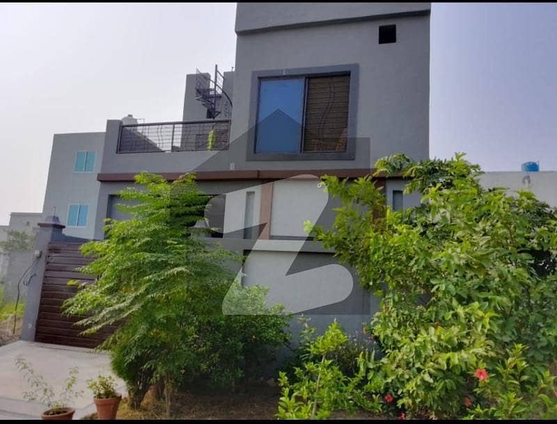 لاہور موٹر وے سٹی ۔ بلاک آر لاھور موٹروے سٹی لاہور میں 3 کمروں کا 5 مرلہ مکان 75 لاکھ میں برائے فروخت۔