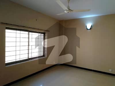Spacious Flat Is Available In Askari 5 For rent
