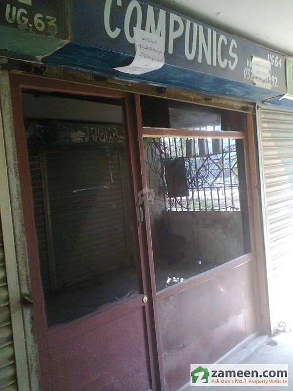 Shop For Sale - Main Shahra-E-Faisal - Falak Naz Plaza Near Air Port Karachi