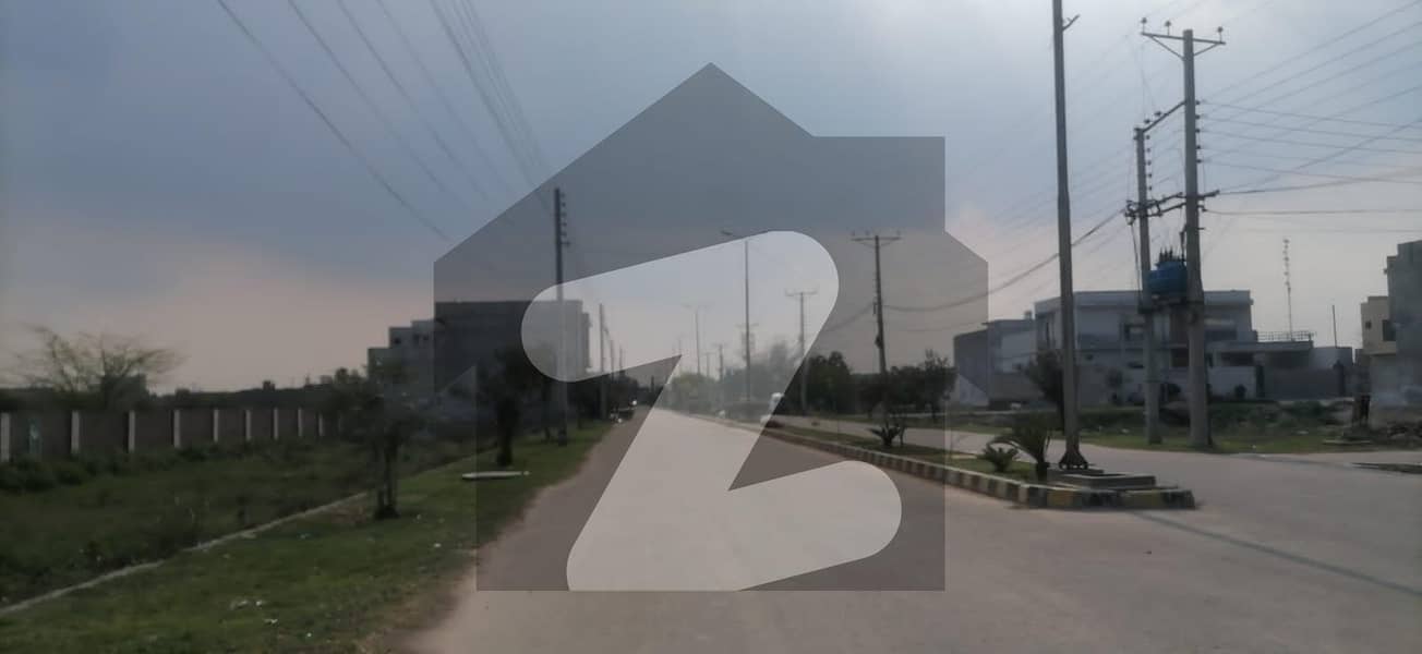خیابان-اے-منظور فیصل آباد میں 10 مرلہ رہائشی پلاٹ 77.2 لاکھ میں برائے فروخت۔