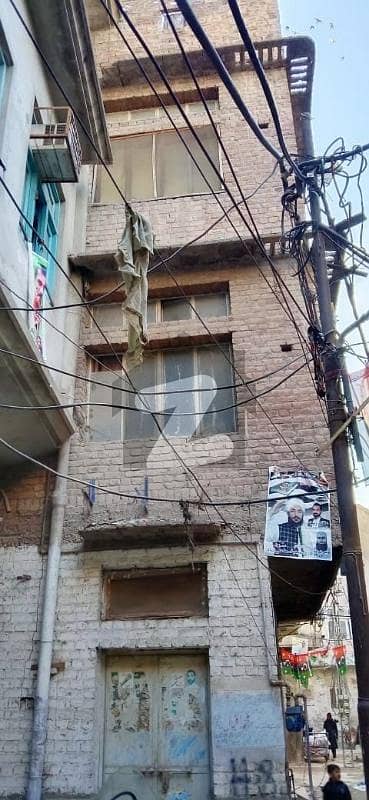 دبگھڑی پشاور میں 5 کمروں کا 3 مرلہ مکان 1 کروڑ میں برائے فروخت۔