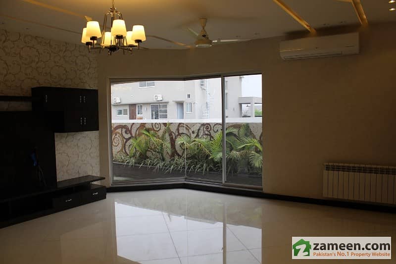 Six Bedroom House Offering Five Star Living In The Heart Of Lahore