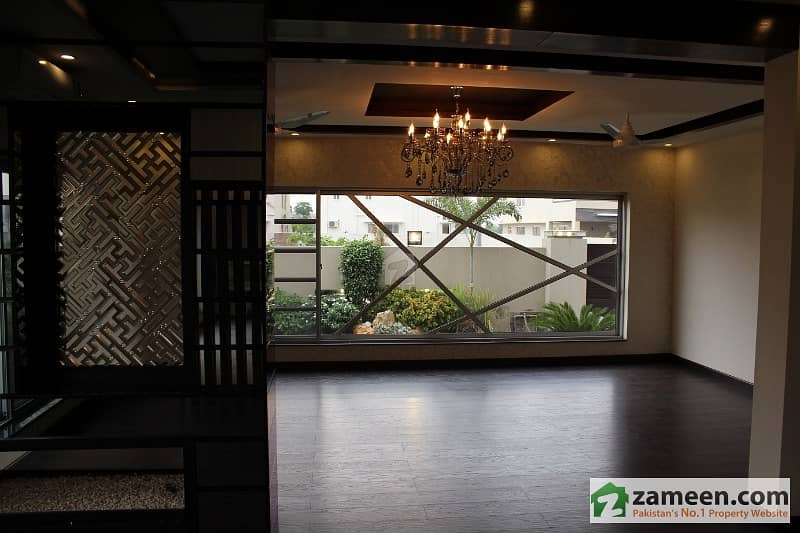 Six Bedroom House Offering Five Star Living In The Heart Of Lahore