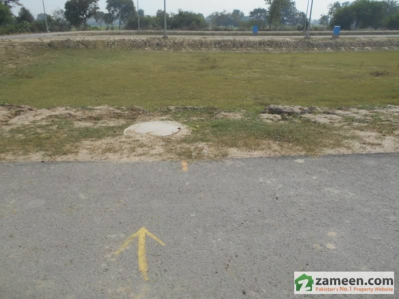 Beautiful Location Plot For Sale In Dha Phase 6 - Block B