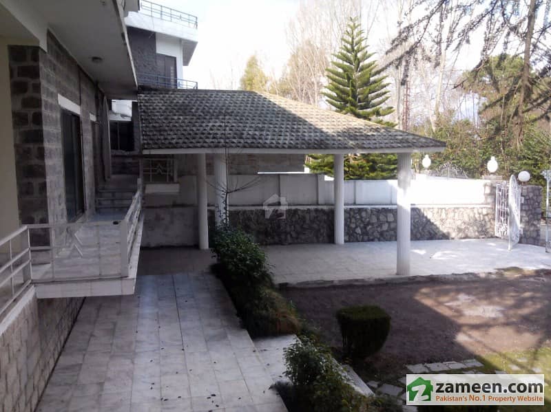 Semi Commercial Double Storey House Is Available For Rent