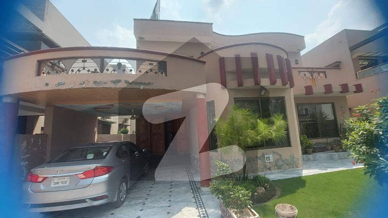 1 Kanal Used House For Sale At Prime Location Of Bahria Town Lahore House Features