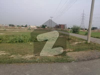 ویتھ ایمپلائیز کوآپریٹو ہاؤسنگ لاہور میں 11 مرلہ رہائشی پلاٹ 75 لاکھ میں برائے فروخت۔
