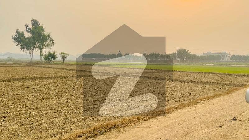 برکی روڈ کینٹ لاہور میں 1 کنال زرعی زمین 35 لاکھ میں برائے فروخت۔