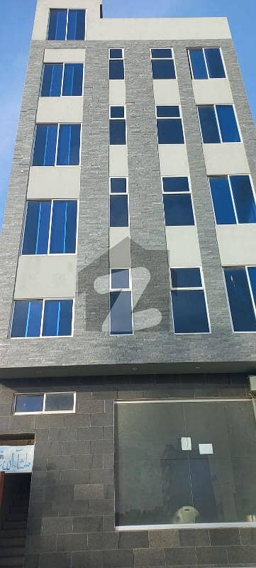ڈی ایچ اے فیز 7 ایکسٹینشن ڈی ایچ اے ڈیفینس کراچی میں 4 مرلہ عمارت 9.5 کروڑ میں برائے فروخت۔