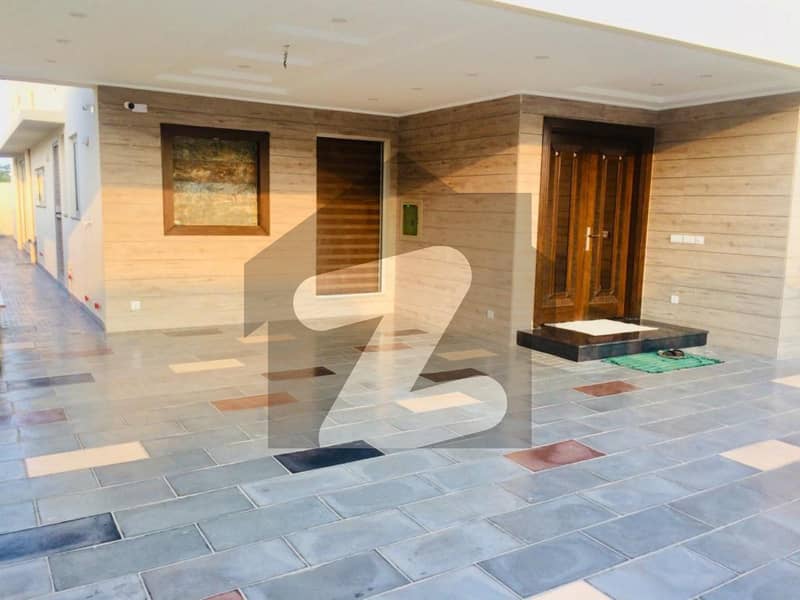 1 Kanal House In DHA Phase 1 - Block F For rent