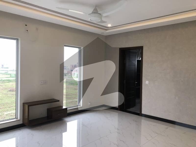 Perfect 1 Kanal House In DHA Phase 5 - Block E For rent