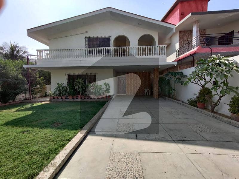 Chance Deal - 500 Sq. Yards. Luxury Bungalow For Sale At Main Khy-e-shujaat, Dha Phase 5