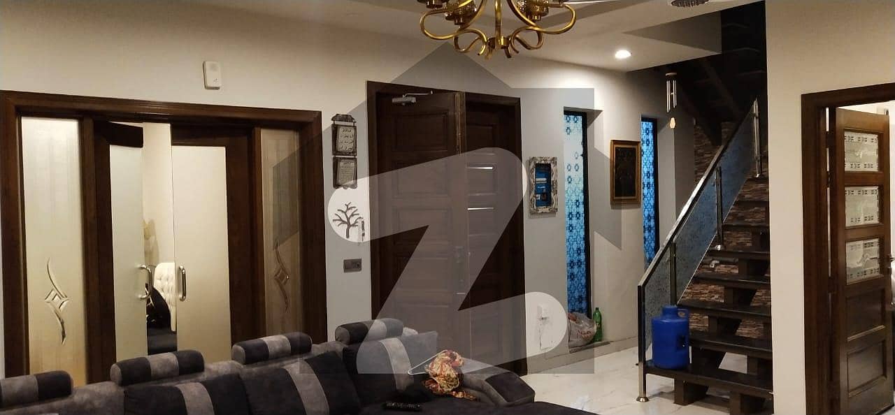 Reasonably-Priced Corner 7 Marla House In Eden Orchard Block Z, Faisalabad Is Available As Of Now