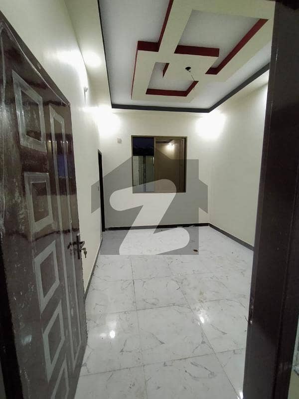 Upper Portion Available For Sale In Dastgir Colony