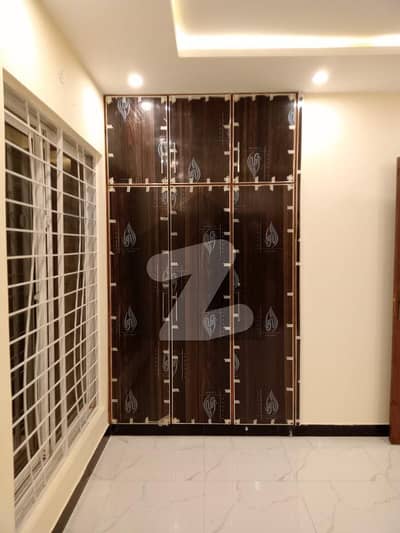 10 Marla Brand New Lower Portion Available For Rent In Bahria Town Babar Block