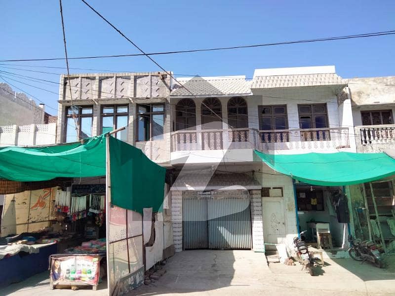 7.5 Marla Semi Commercial House For Sale in Mahajir Colony Old Sadiqabad