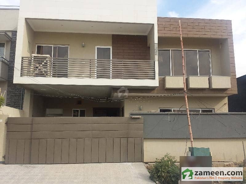 8 Marla House For Urgent Sale In Cheap Price In E-11/1