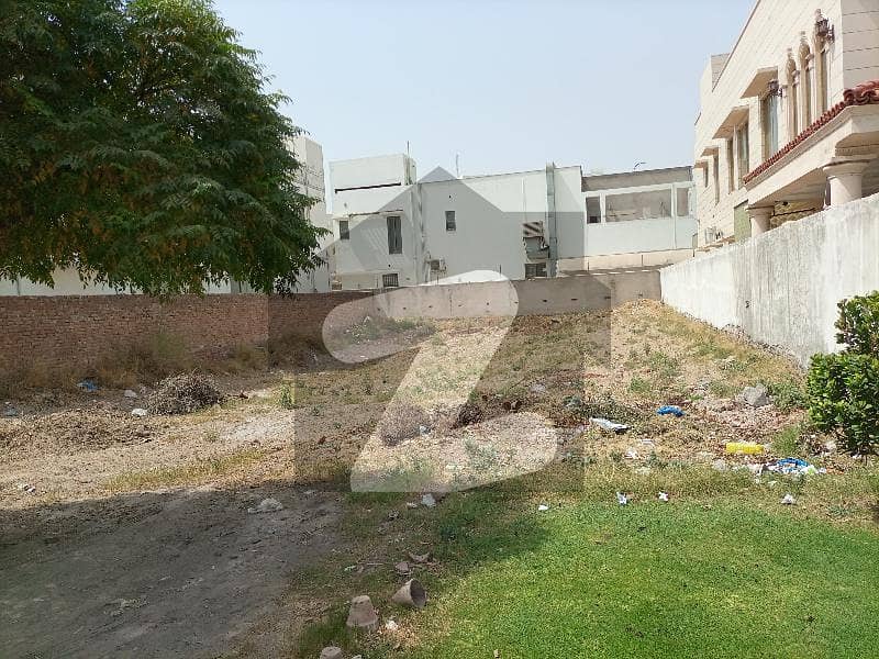 1 Kanal Hot Location Plot For Urgent Sale In Paragon City Lahore