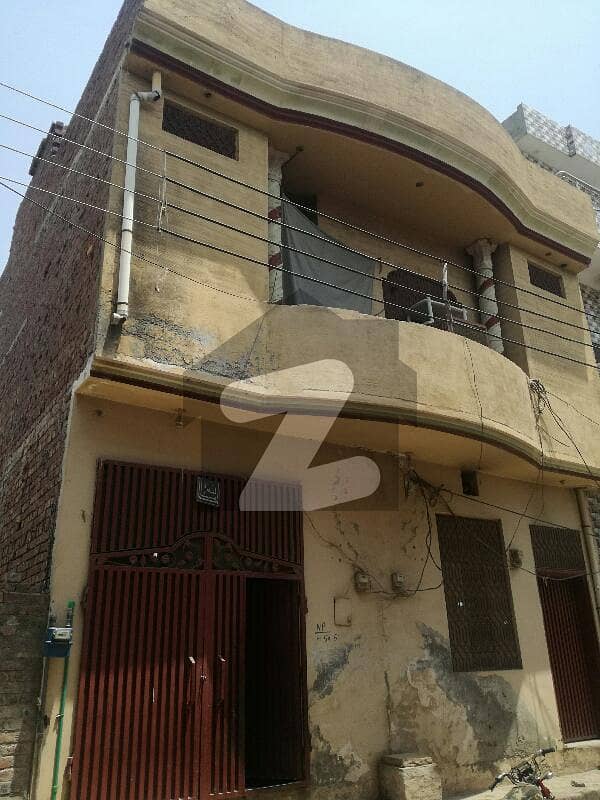 فیروزوالا لاہور میں 5 کمروں کا 6 مرلہ مکان 70 لاکھ میں برائے فروخت۔