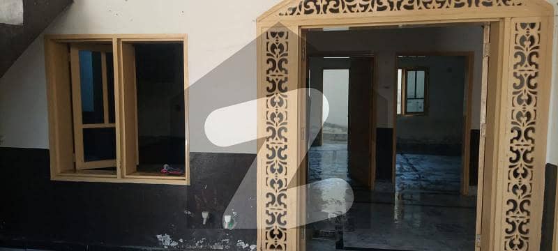 چارسدہ روڈ مردان میں 3 کمروں کا 5 مرلہ مکان 50 لاکھ میں برائے فروخت۔