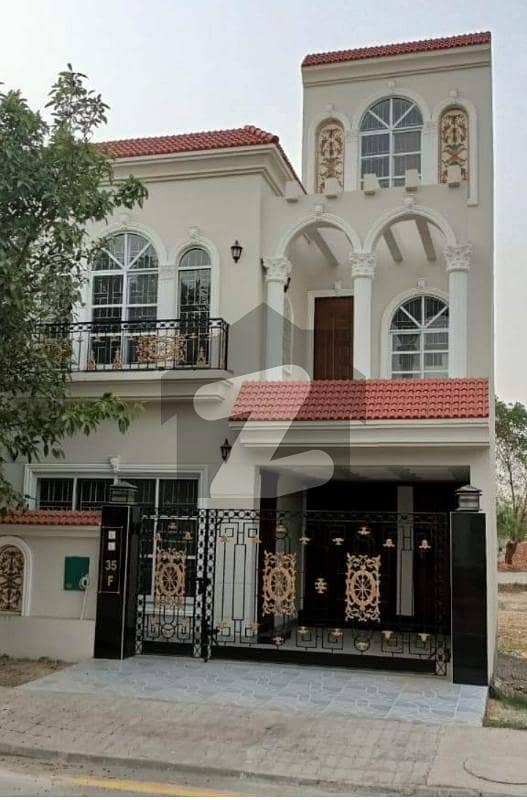 5 Marla Brand New House In Eden Boulevard Society College Road