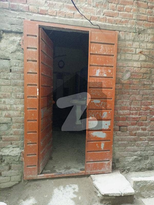 بابو صابو لاہور میں 2 کمروں کا 3 مرلہ مکان 15 ہزار میں کرایہ پر دستیاب ہے۔
