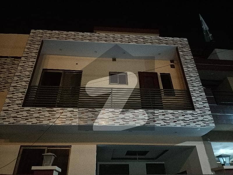 کینال گارڈن ۔ بلاک ای کینال گارڈن لاہور میں 5 کمروں کا 5 مرلہ مکان 1.7 کروڑ میں برائے فروخت۔