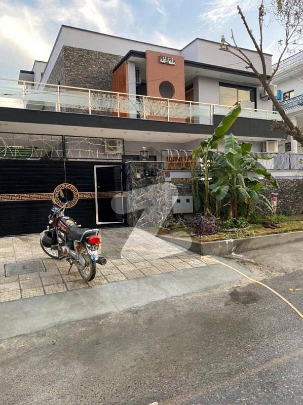 House For Sale G-11/1 House For Sale G-11/1