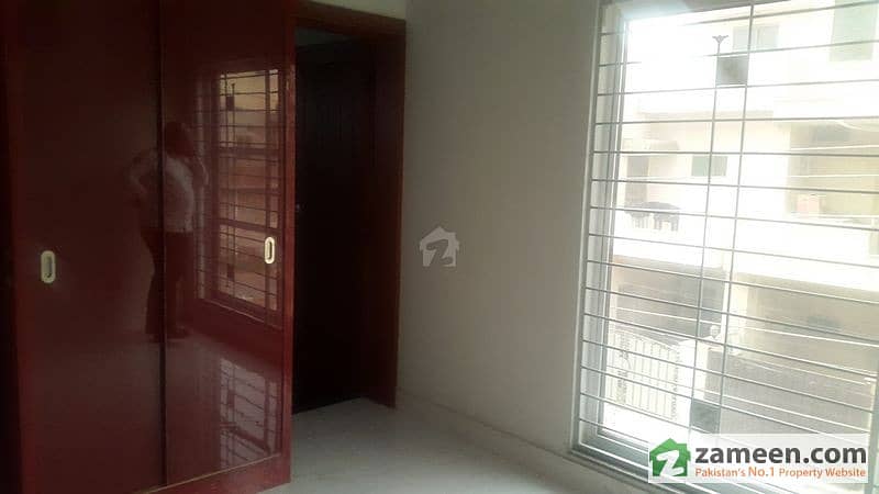 2nd Floor Apartment Available For Rent In Dha Lahore