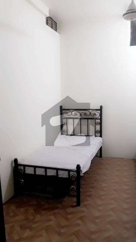 Best Hostel Room Available For Rent