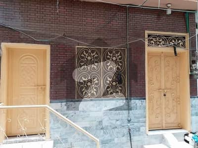 سٹی سرکلر روڈ پشاور میں 5 کمروں کا 3 مرلہ مکان 1.1 کروڑ میں برائے فروخت۔