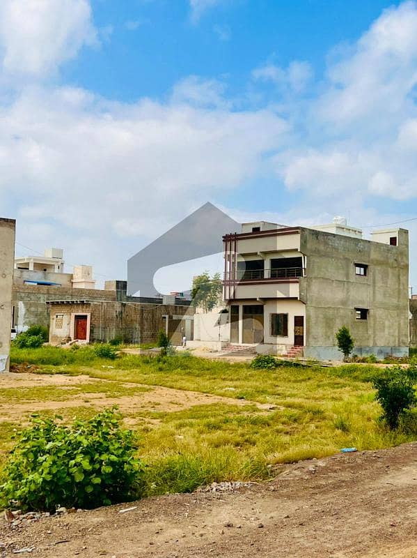 فاطمہ ڈریم سٹی میمن گوٹھ گداپ ٹاؤن کراچی میں 4 مرلہ کمرشل پلاٹ 36 لاکھ میں برائے فروخت۔
