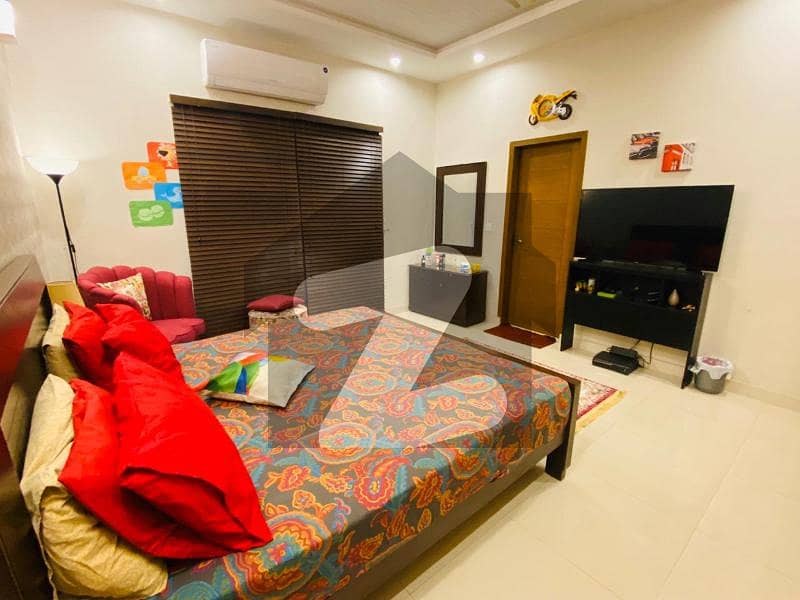بحریہ ٹاؤن سیکٹر A بحریہ ٹاؤن لاہور میں 2 کمروں کا 3 مرلہ فلیٹ 73 ہزار میں کرایہ پر دستیاب ہے۔