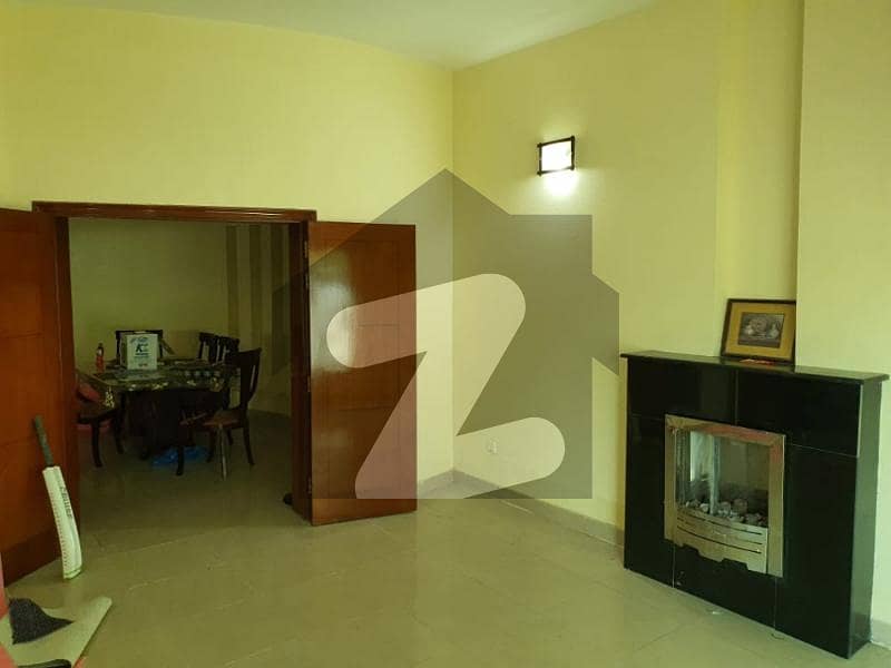 10 Marla Good Condition Excellent Full House For Rent In Babar Block Bahria Town Lahore