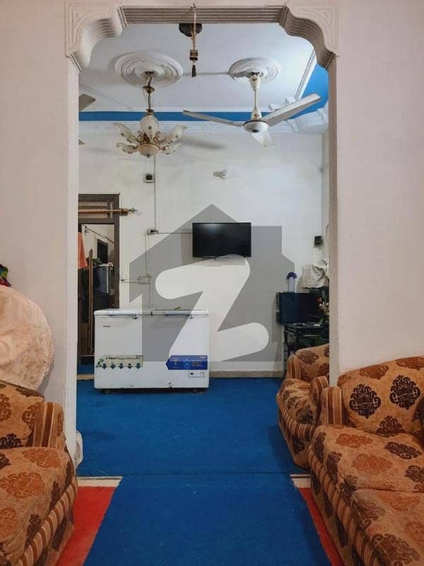 گلستانِِ جوہر ۔ بلاک 12 گلستانِ جوہر کراچی میں 3 کمروں کا 2 مرلہ مکان 1.4 کروڑ میں برائے فروخت۔