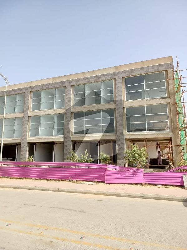 تھیم پارک کمرشل بحریہ ٹاؤن - پریسنٹ 18 بحریہ ٹاؤن کراچی کراچی میں 1 کمرے کا 1 مرلہ دکان 24 لاکھ میں برائے فروخت۔