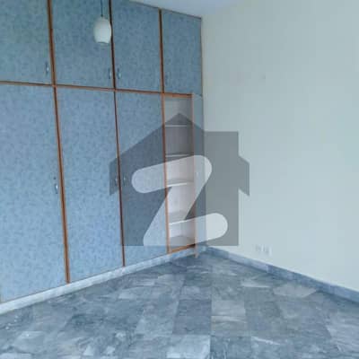 Basement Room For Rent In Kanal House Phase 2 T Block Dha Lahore Only Girls