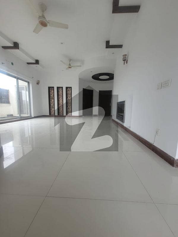 1 Kanal Lower Portion With Basement Upper Lock For Rent In Dha Phase 6 Lahore